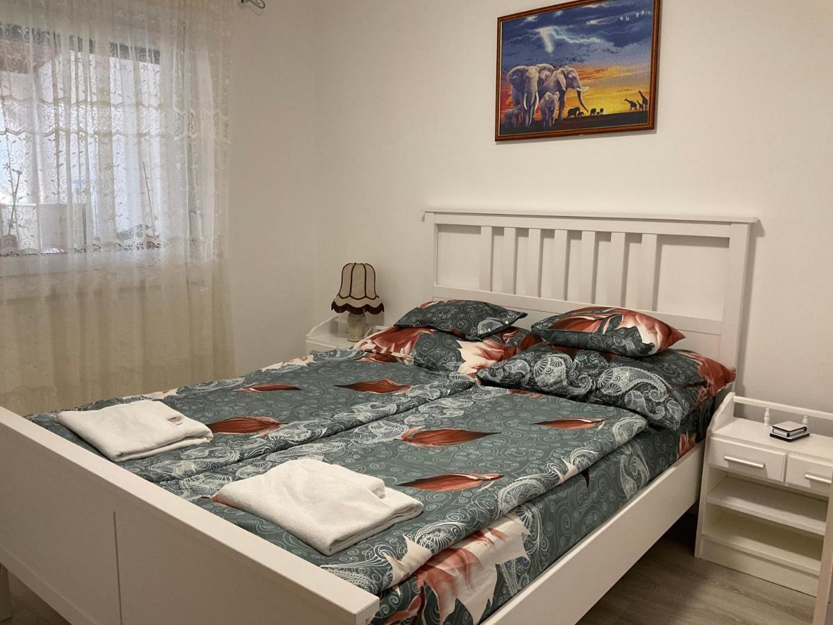 Jarmila Vendeghaz Hotel Balatonberény Buitenkant foto