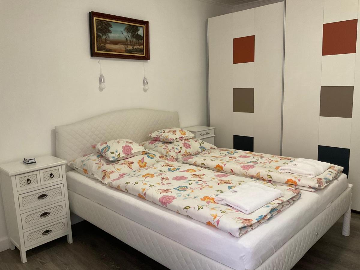Jarmila Vendeghaz Hotel Balatonberény Buitenkant foto