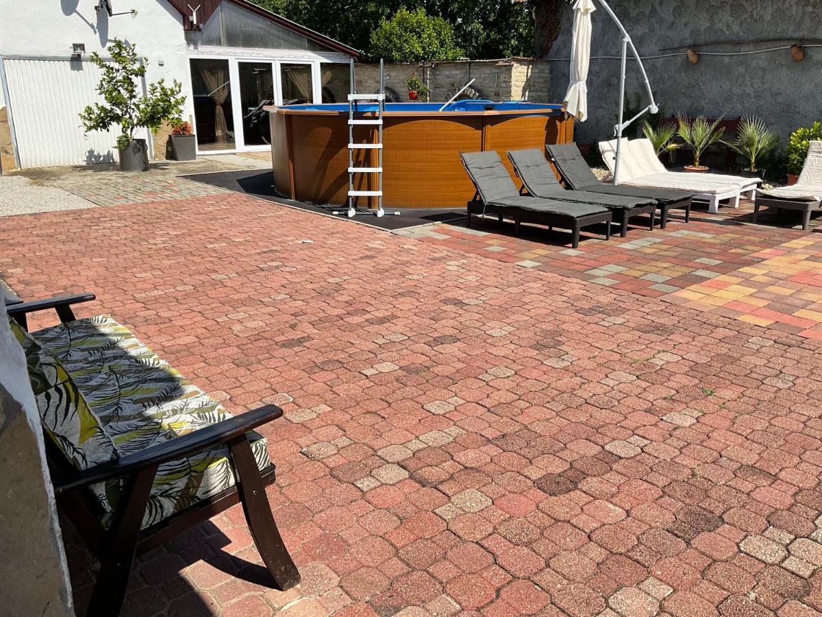 Jarmila Vendeghaz Hotel Balatonberény Buitenkant foto