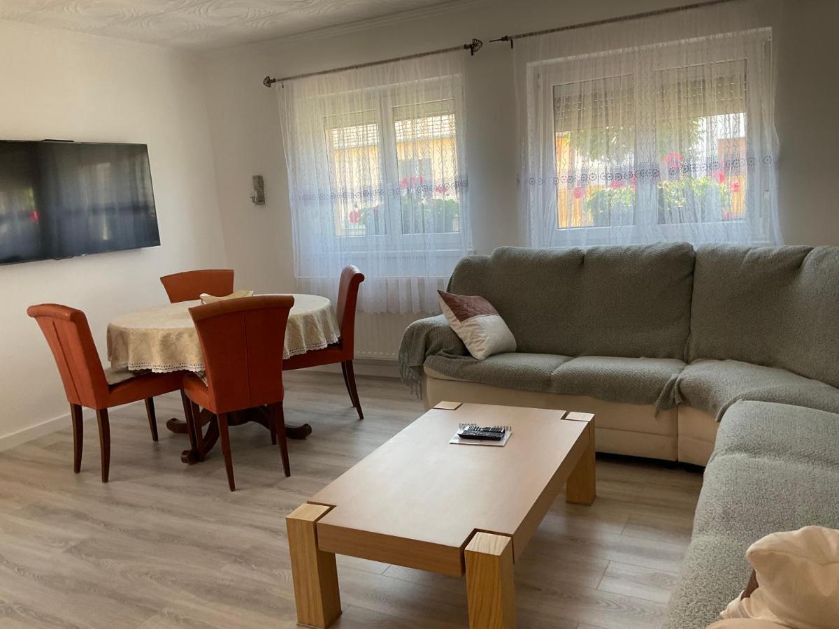 Jarmila Vendeghaz Hotel Balatonberény Buitenkant foto