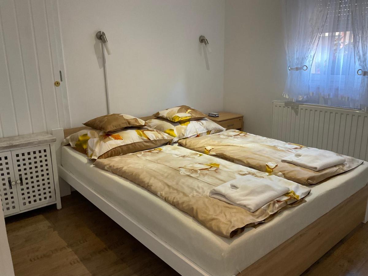 Jarmila Vendeghaz Hotel Balatonberény Buitenkant foto